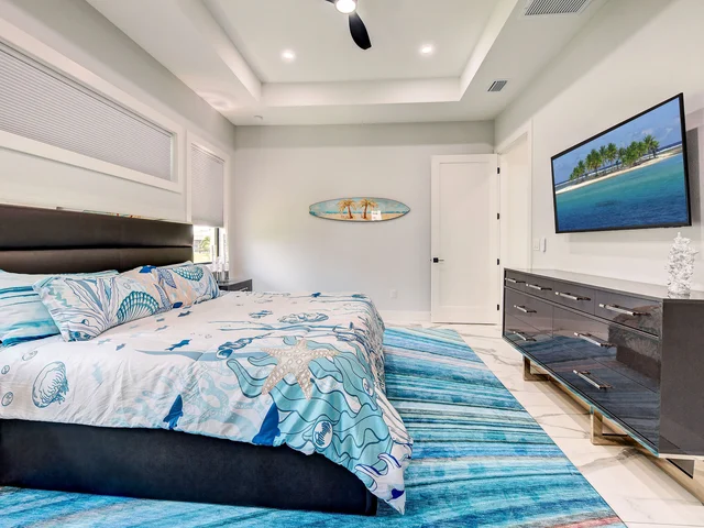 Master Bedroom image 1