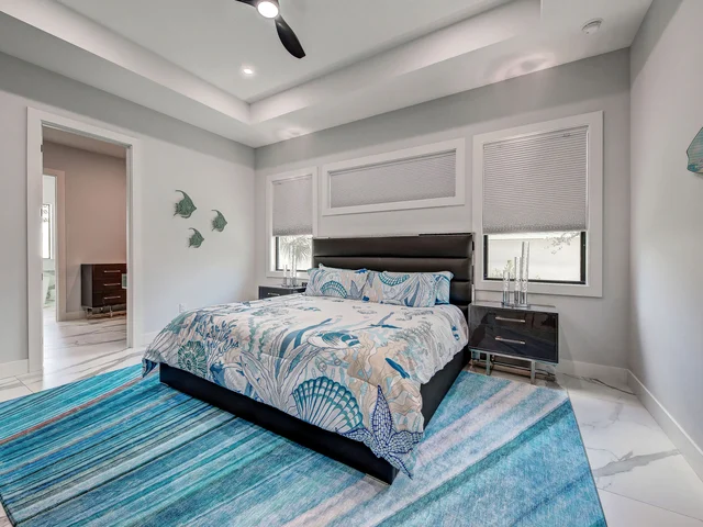 Guest Bedroom 1 image 1