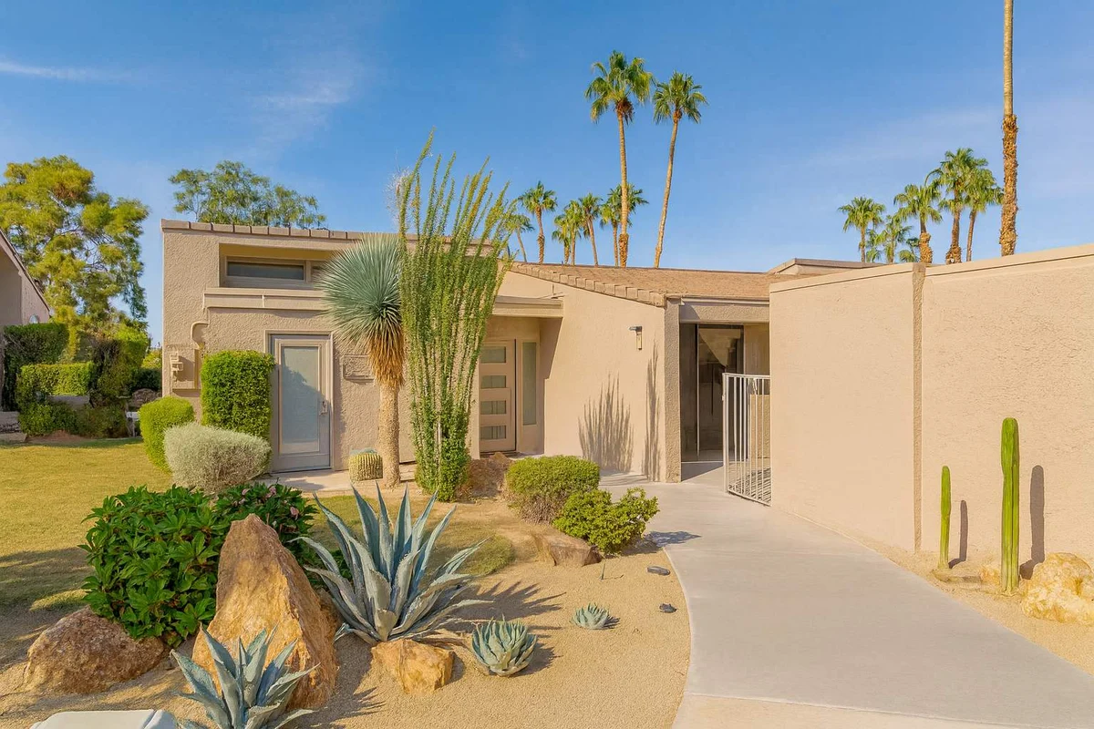 Modern Home Ironwood Country Club with Pool & Spas property photo 2