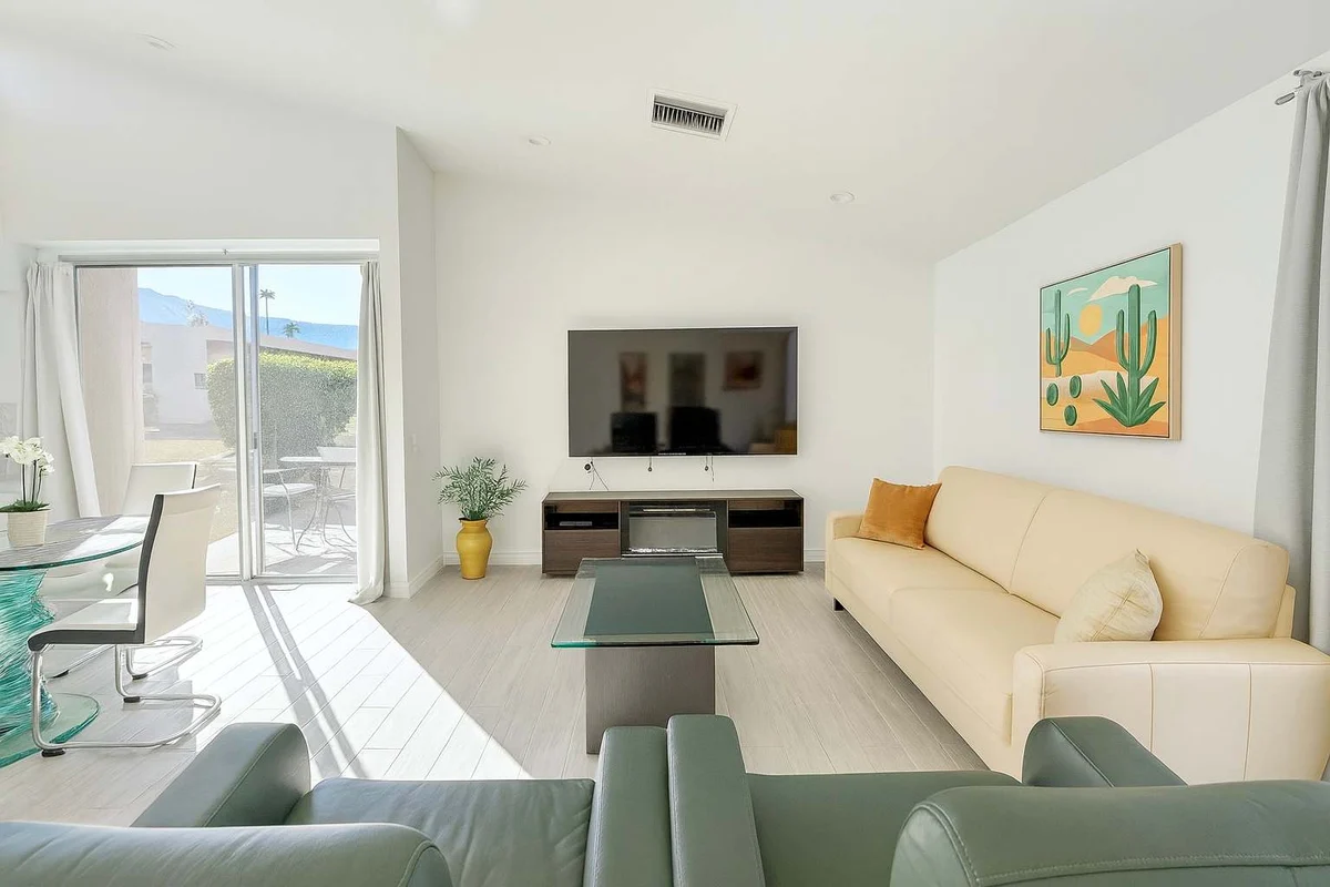 Modern Home Ironwood Country Club with Pool & Spas property photo 5