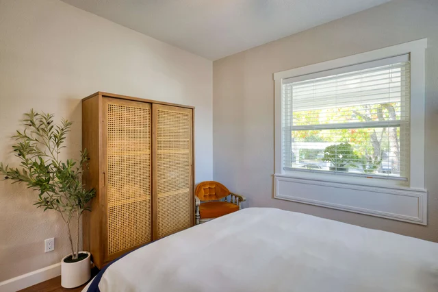 Bedroom image 1