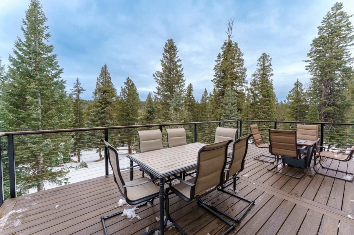 Pet Friendly Rustic Charm Close to National Parks property photo 4