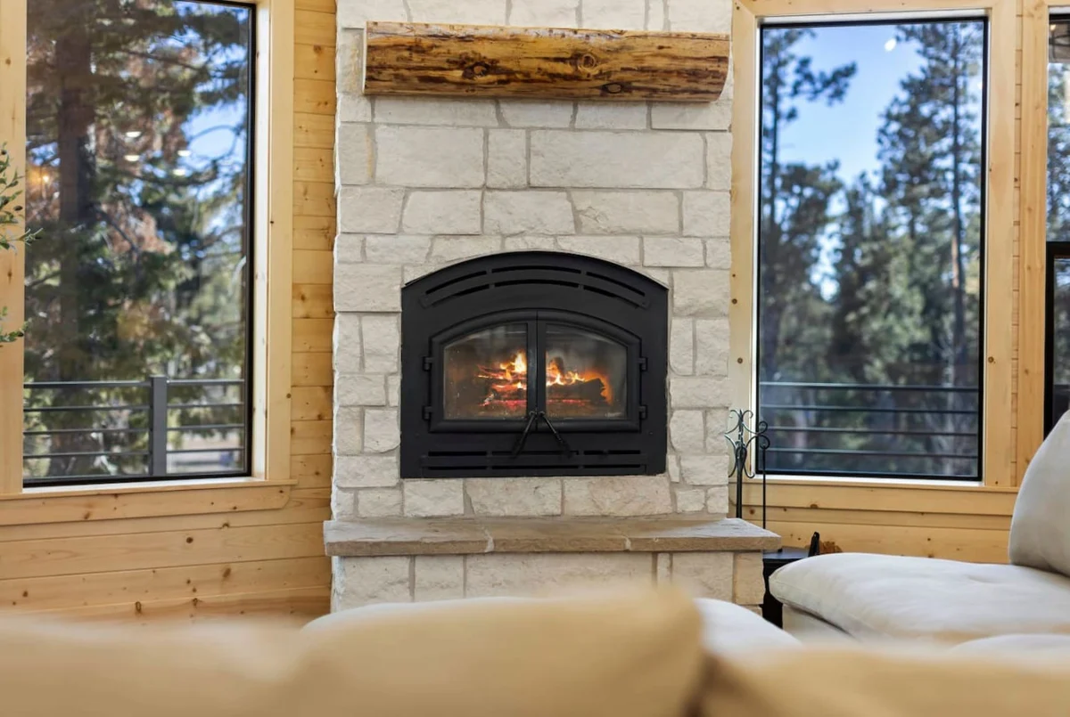 The Wolves Den Lodge, Hot Tub + Game Room Near Parks property photo 5