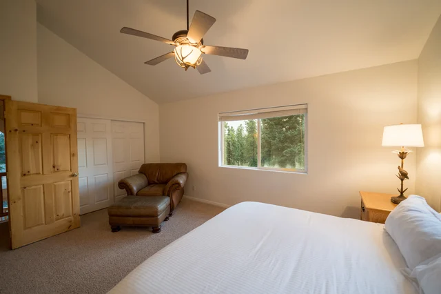 Bedroom 4 image 1