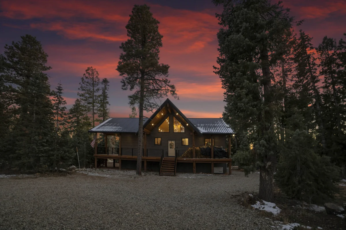 Twin Lodges Retreat, Large Groups, Near Zion and Bryce property photo 1