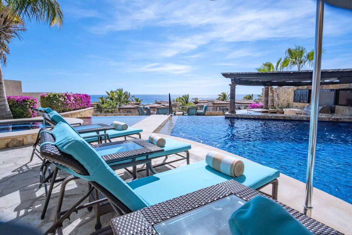 dream beachfront getaway in Novaispania property photo 5
