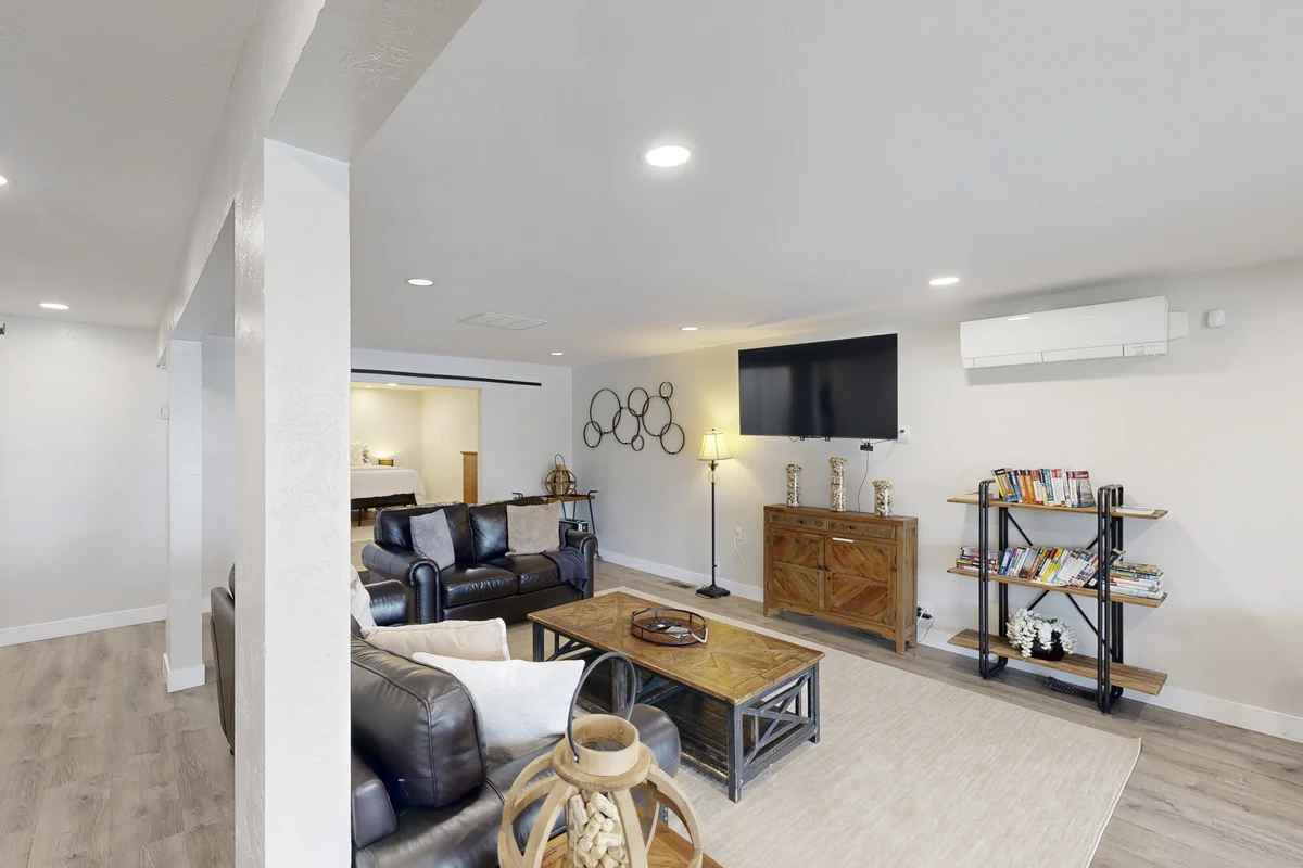 Oceanfront dog friendly home with coastal views telescope walkable location property photo 4