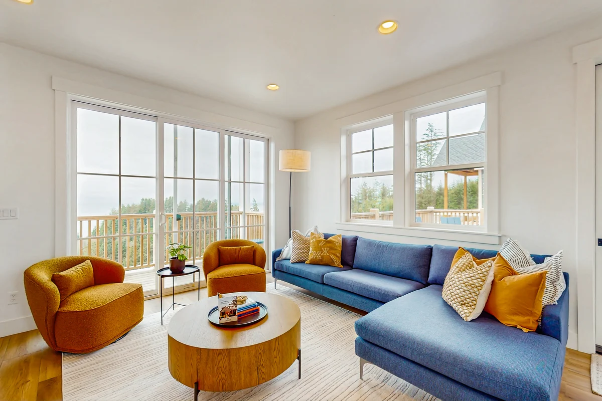 Family friendly home with ocean views private hot tub foosball table and gas grill property photo 5