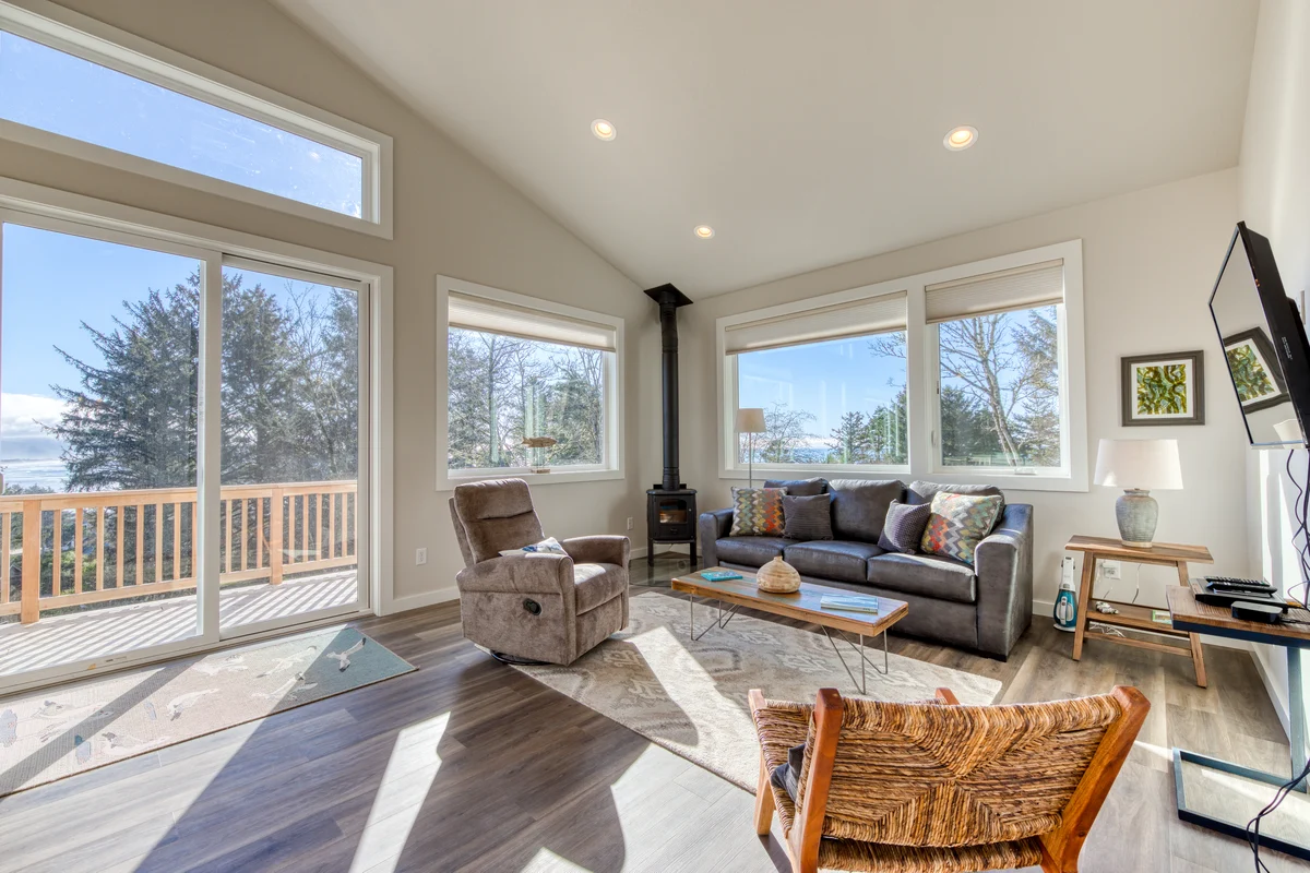 Contemporary built dog friendly house with partial ocean views property photo 1
