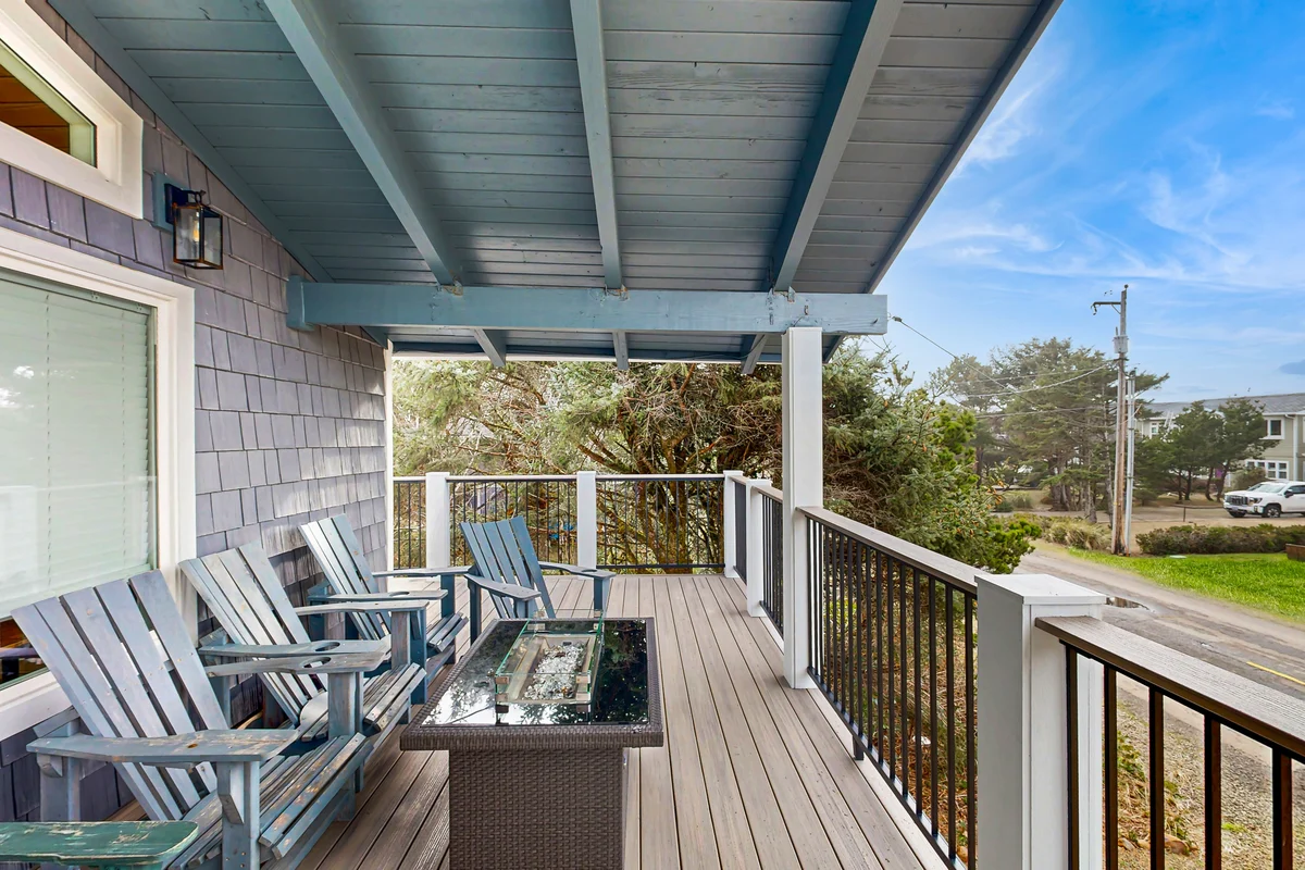 home near beach access with two kitchens and fireplace dog friendly property photo 2