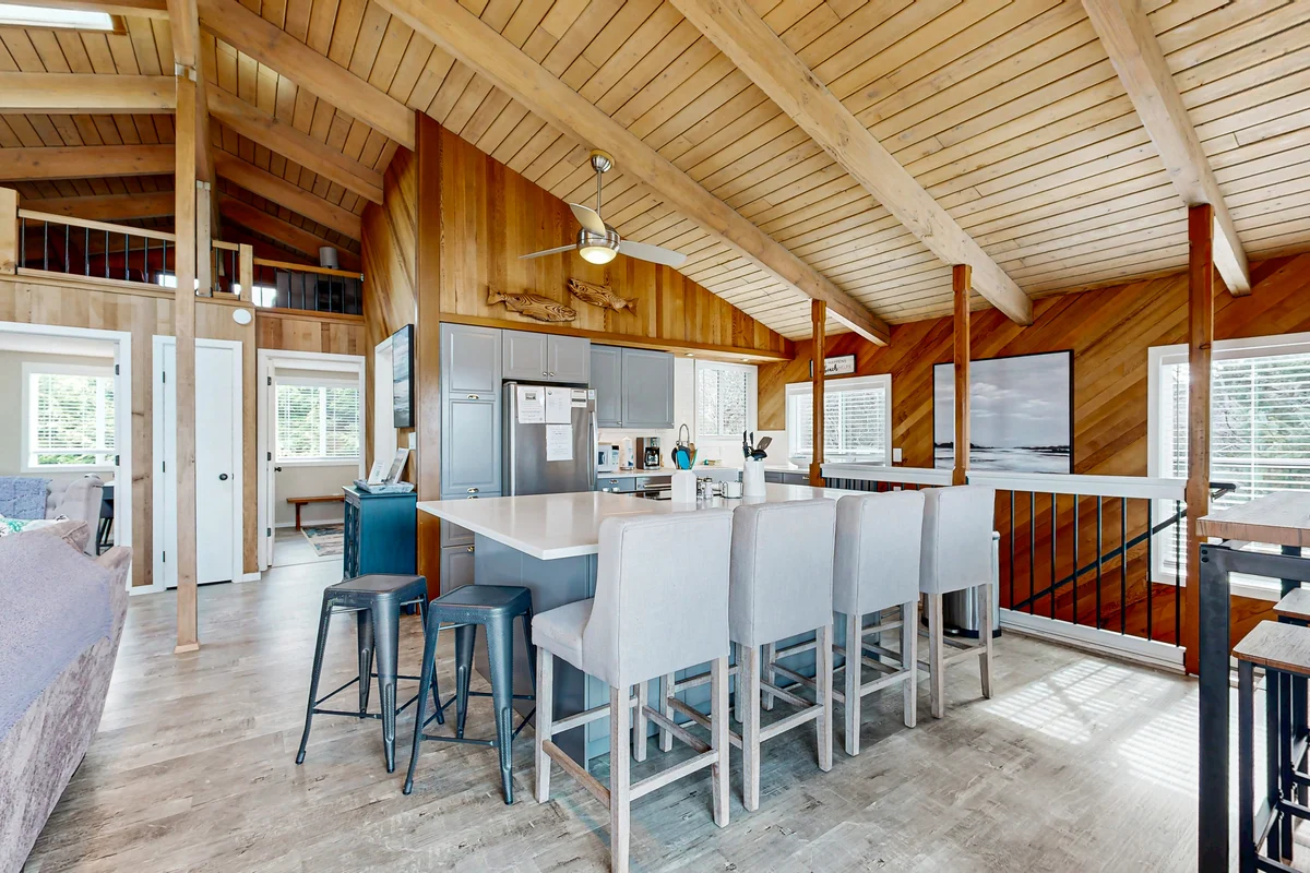 home near beach access with two kitchens and fireplace dog friendly property photo 3