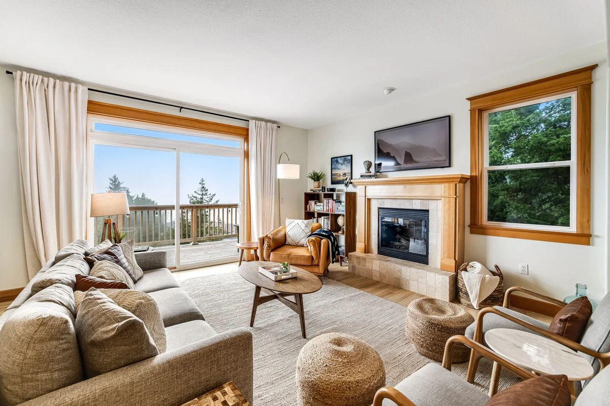 Dog friendly home with ocean views deck washer dryer grill and fireplace property photo 1