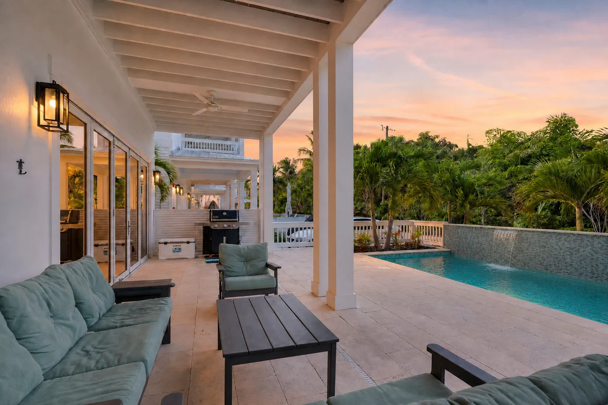 The Meridian at Oceanside Residences property photo 4