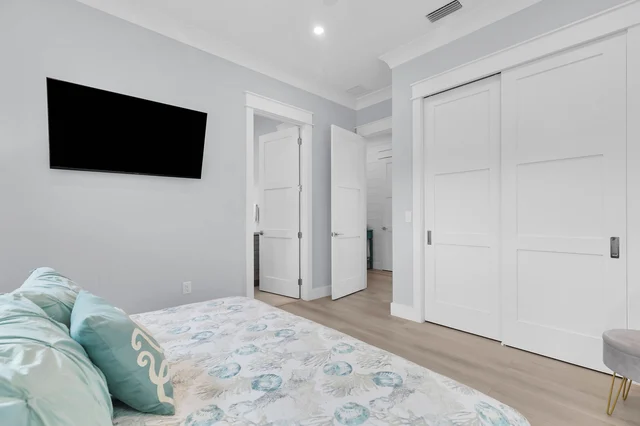 Guest Suite 1 image 1