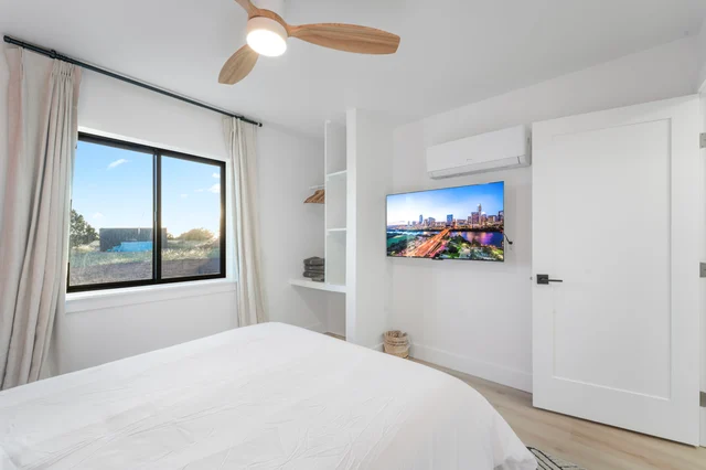 Bedroom 3 image 1