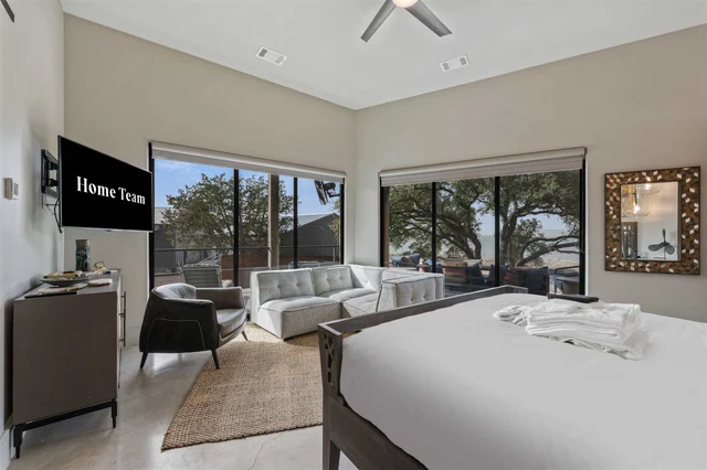 Bedroom image 1