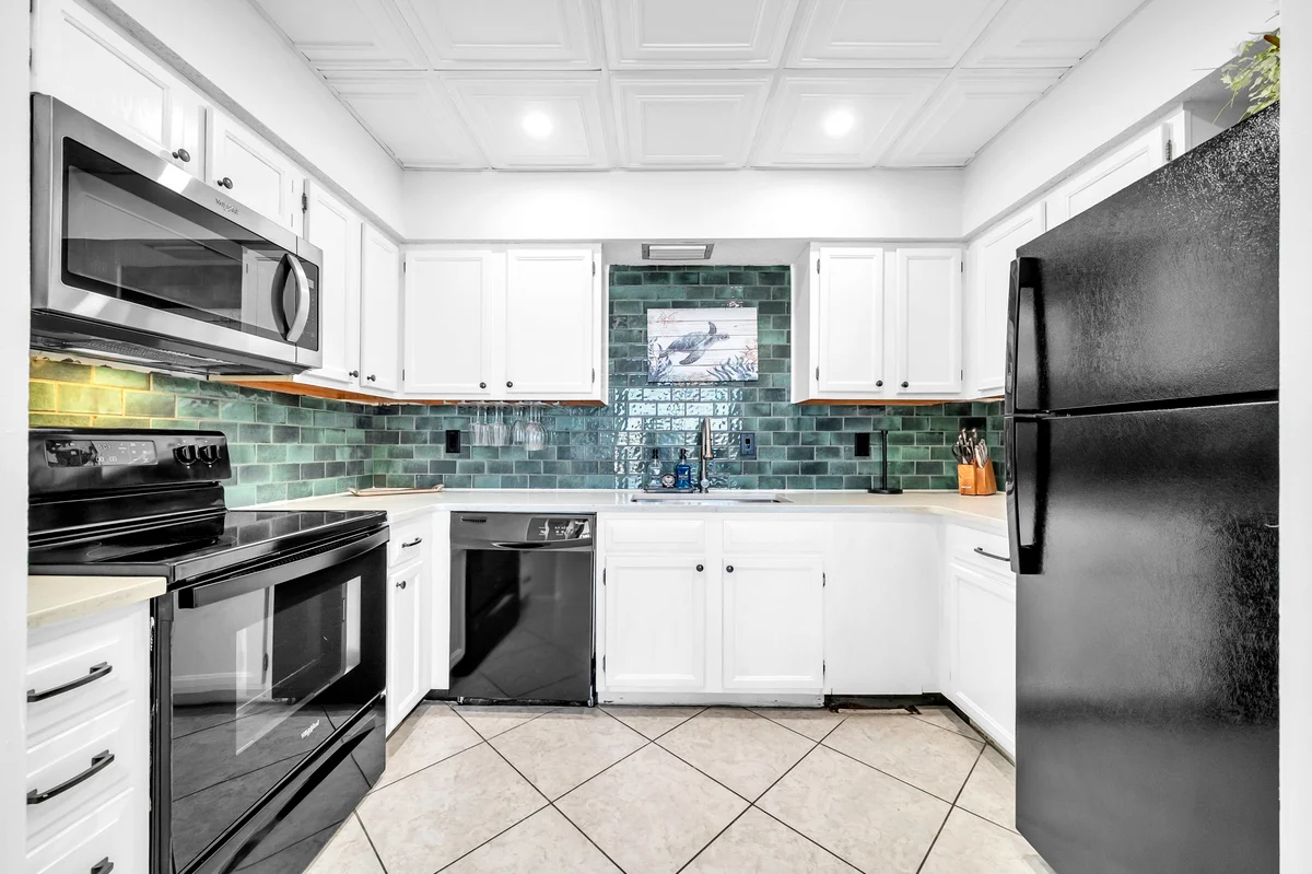 EmeraldTide, The Enclave, Destin, 2 bed / 2 bath (condo) property photo 2