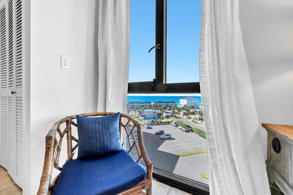 EmeraldTide, The Enclave, Destin, 2 bed / 2 bath (condo) property photo 4