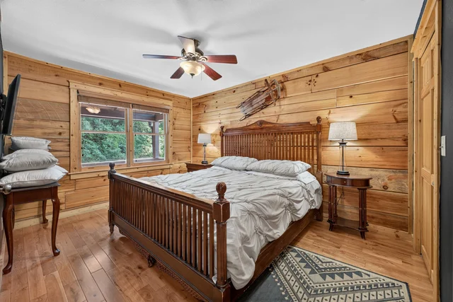 Bedroom image 1