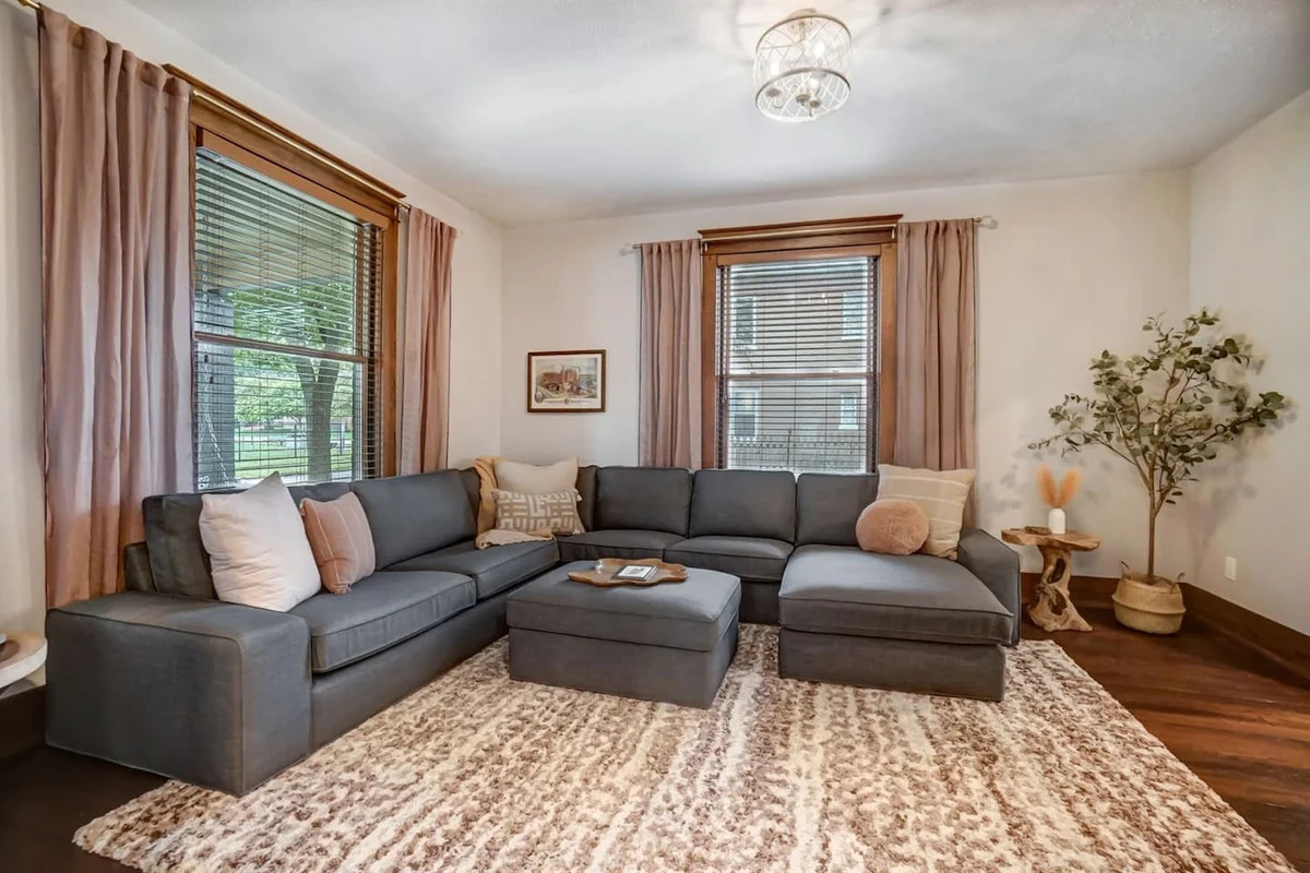 Pet/Family Friendly Home for 9 property photo 4