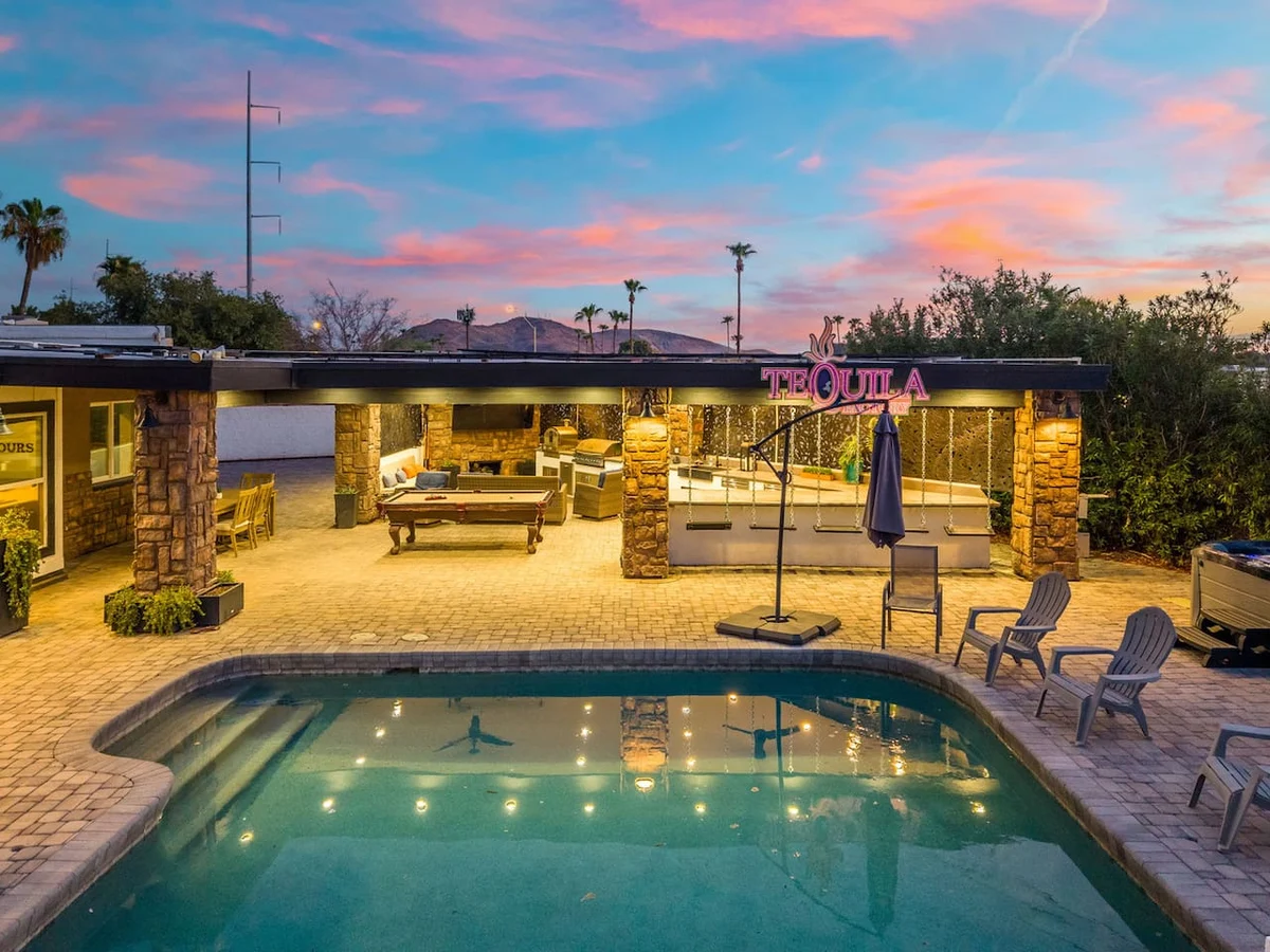 Lux Resort - Pool, Pickleball, Hot Tub, and more property photo 1