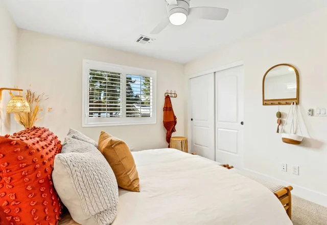 Bedroom 4 image 1