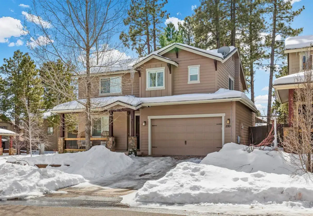 Modern Mountain Retreat in Flagstaff property photo 2