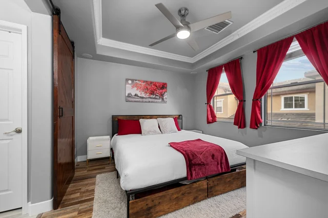 Bedroom 1 image 1