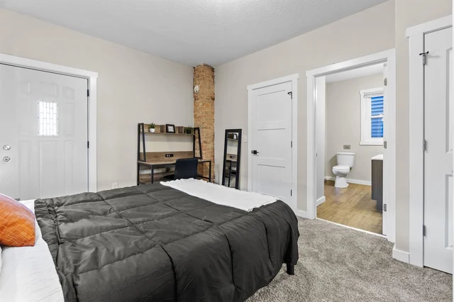 Bedroom 2 image 1