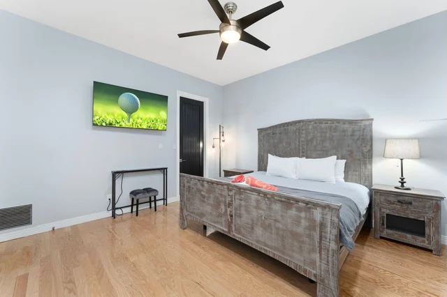 Bedroom 1 image 1