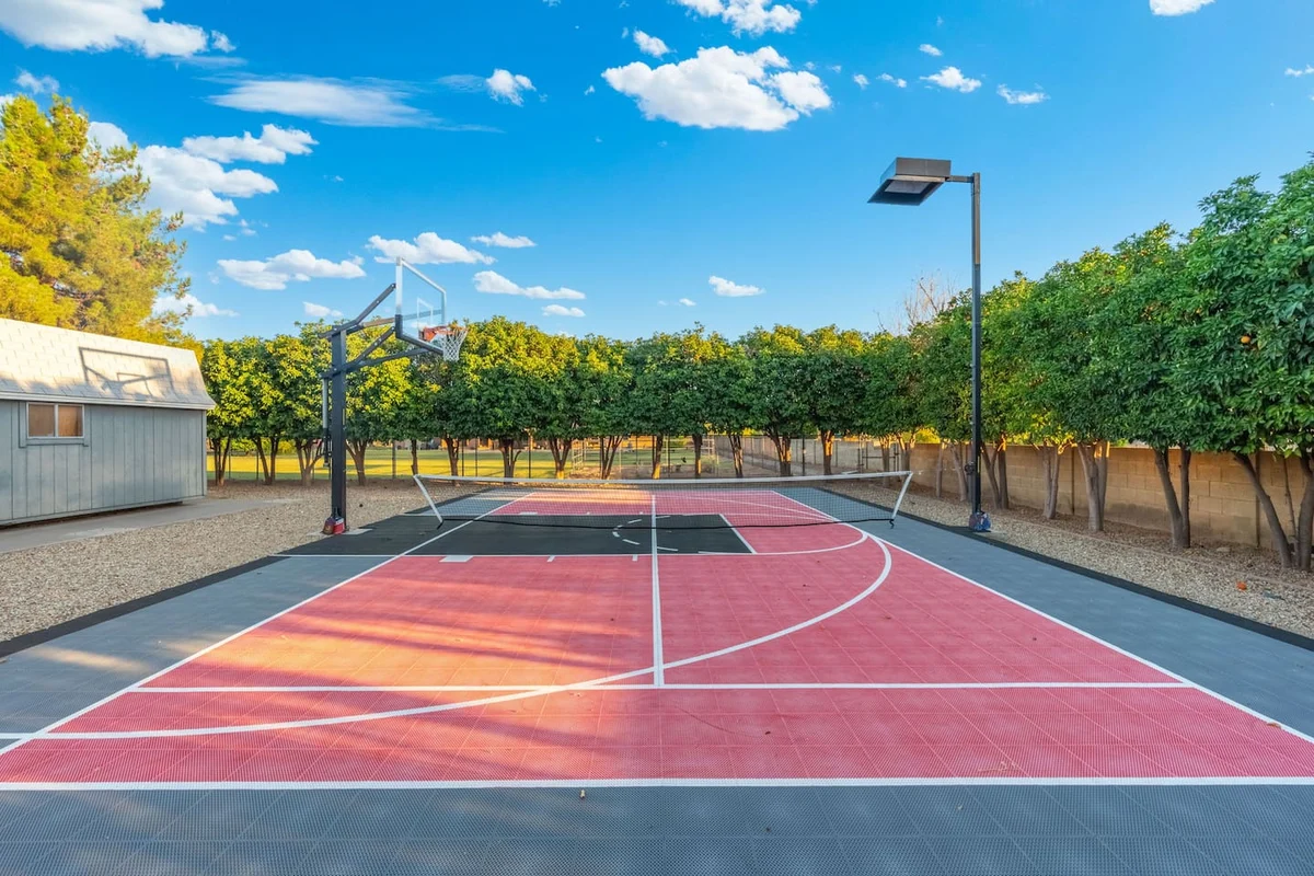Pickleball Paradise Villa, Heatable Pool property photo 5