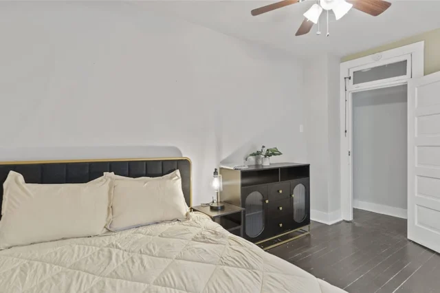 Bedroom 1 image 1