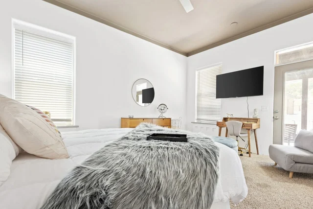 Bedroom 3 image 1
