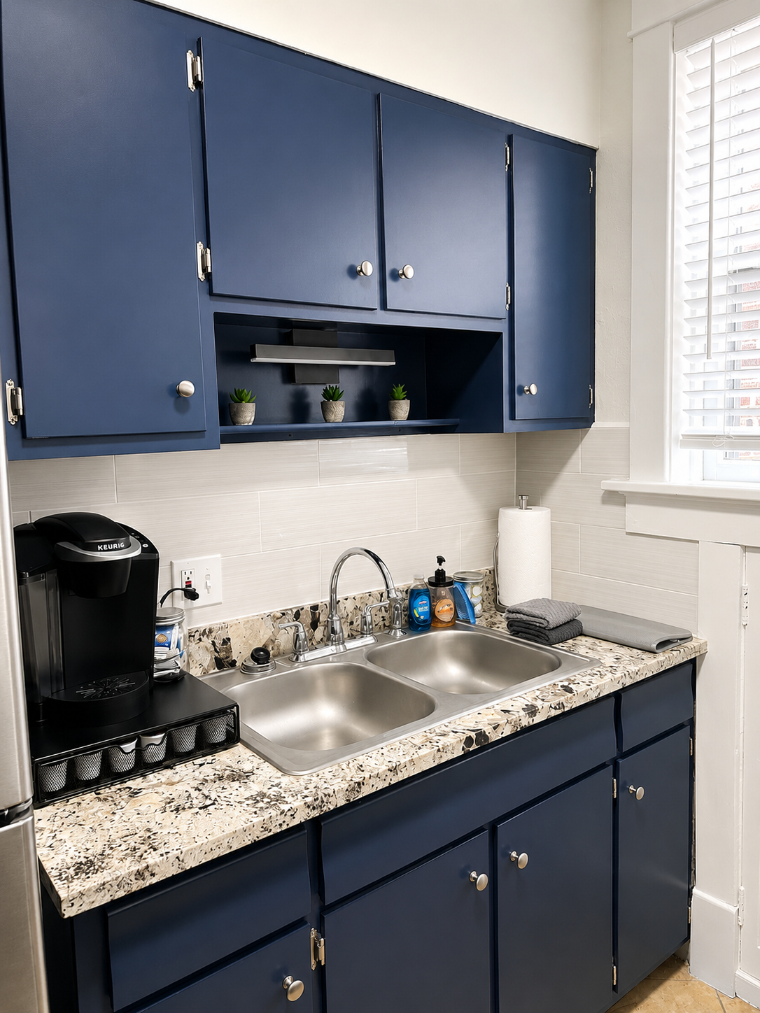 5038 Lindenwood Ave. Unit 2F property photo 5