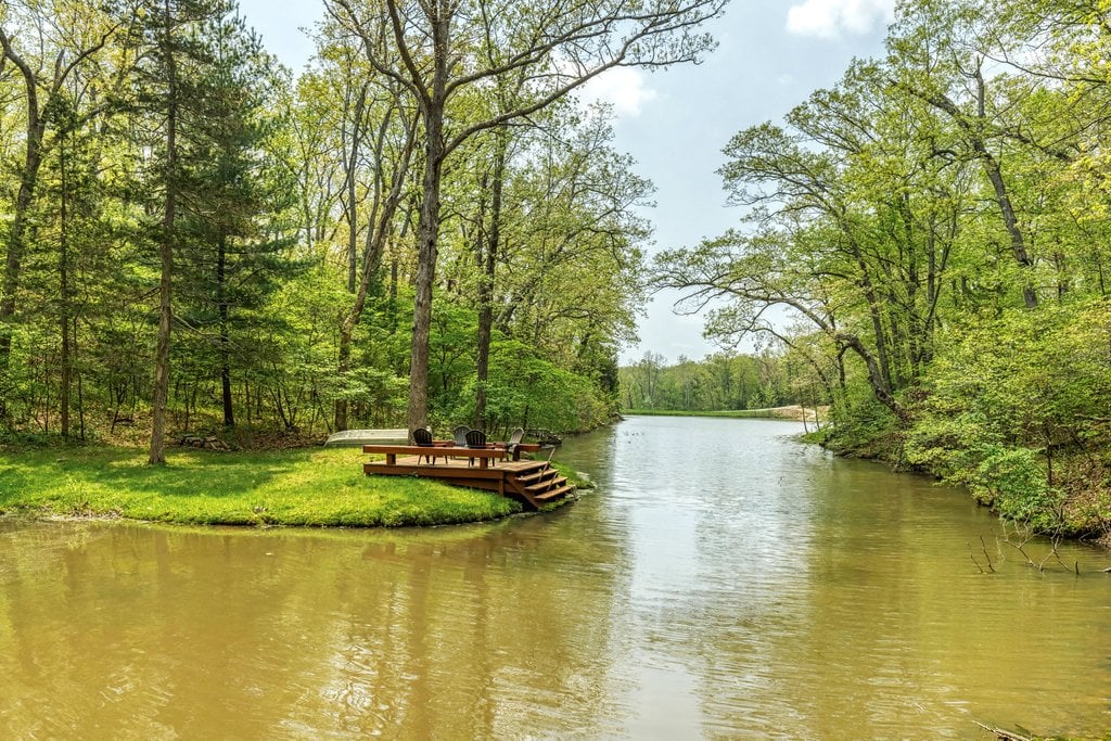 1236 Hideaway Lake Chalet property photo 3