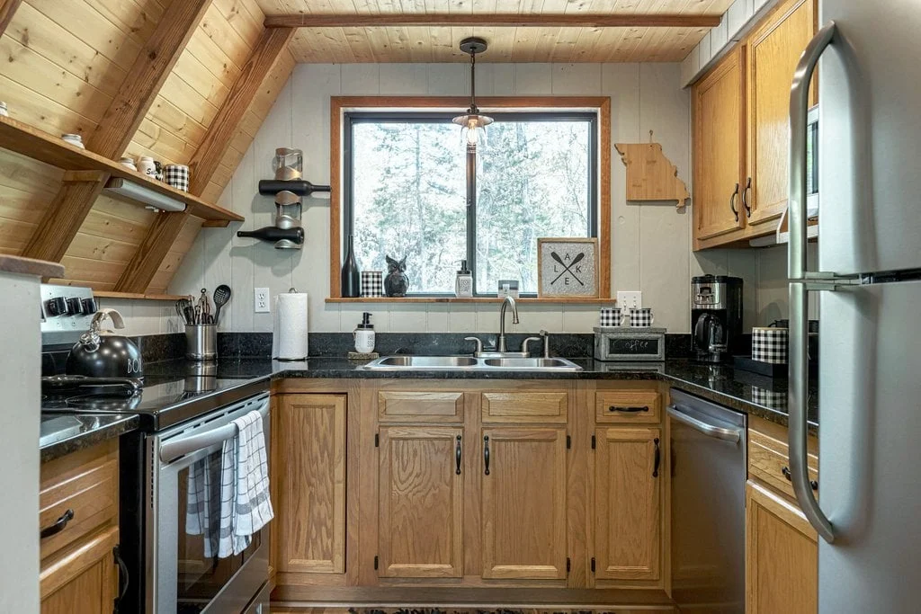 1236 Hideaway Lake Chalet property photo 4