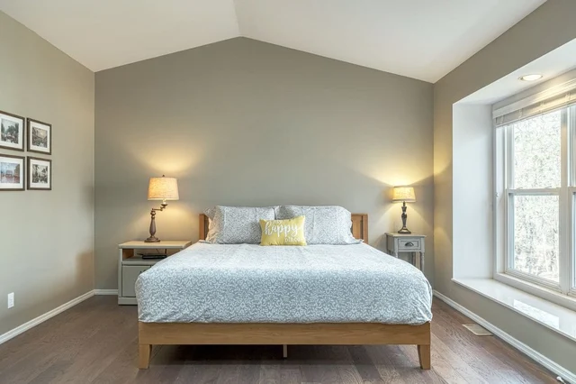 Bedroom 3 image 1