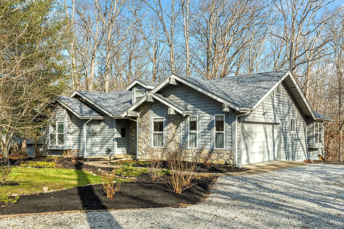 470 Woodland View Home property photo 4