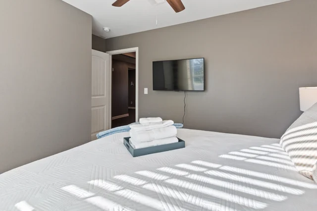 Bedroom 3 image 1