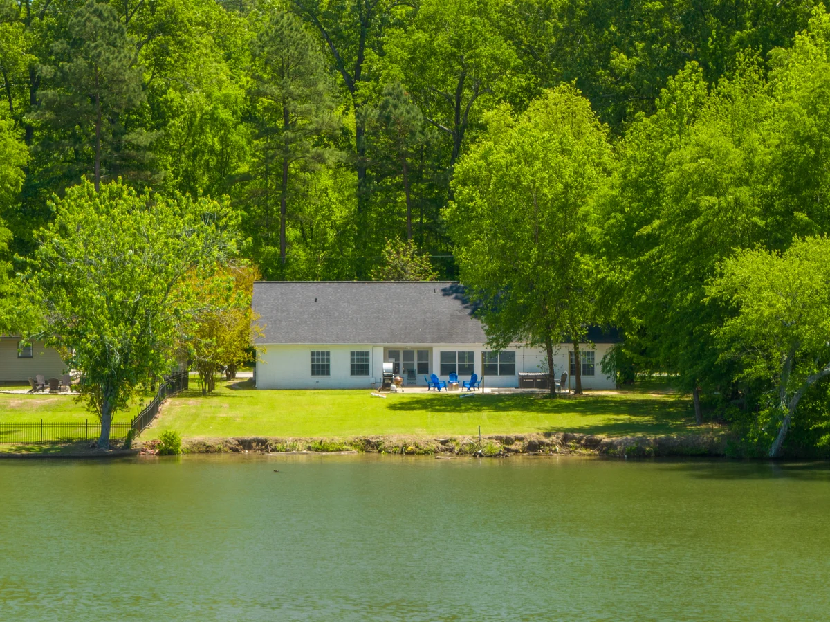 225 Lost Lake property photo 4