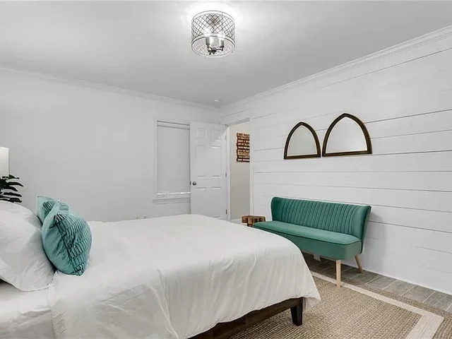 Bedroom 3 image 1