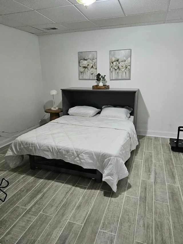 Bedroom 1 image 1