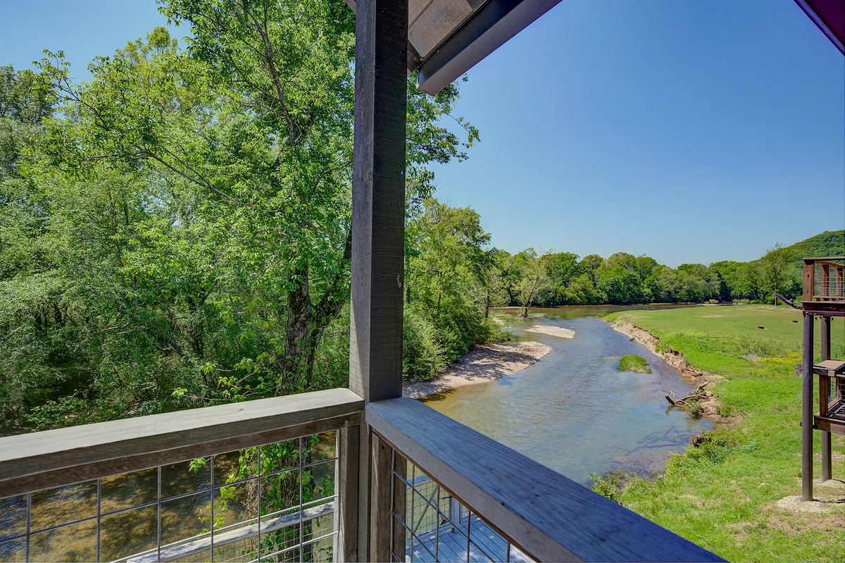 144 Serenity Loop property photo 2