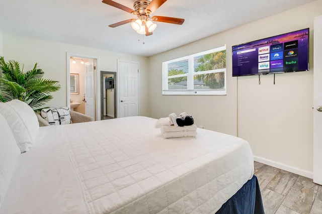 Bedroom 3 image 1
