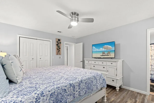 Bedroom 1 image 1