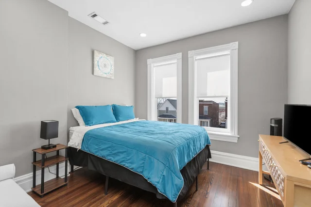 Bedroom 4 image 1