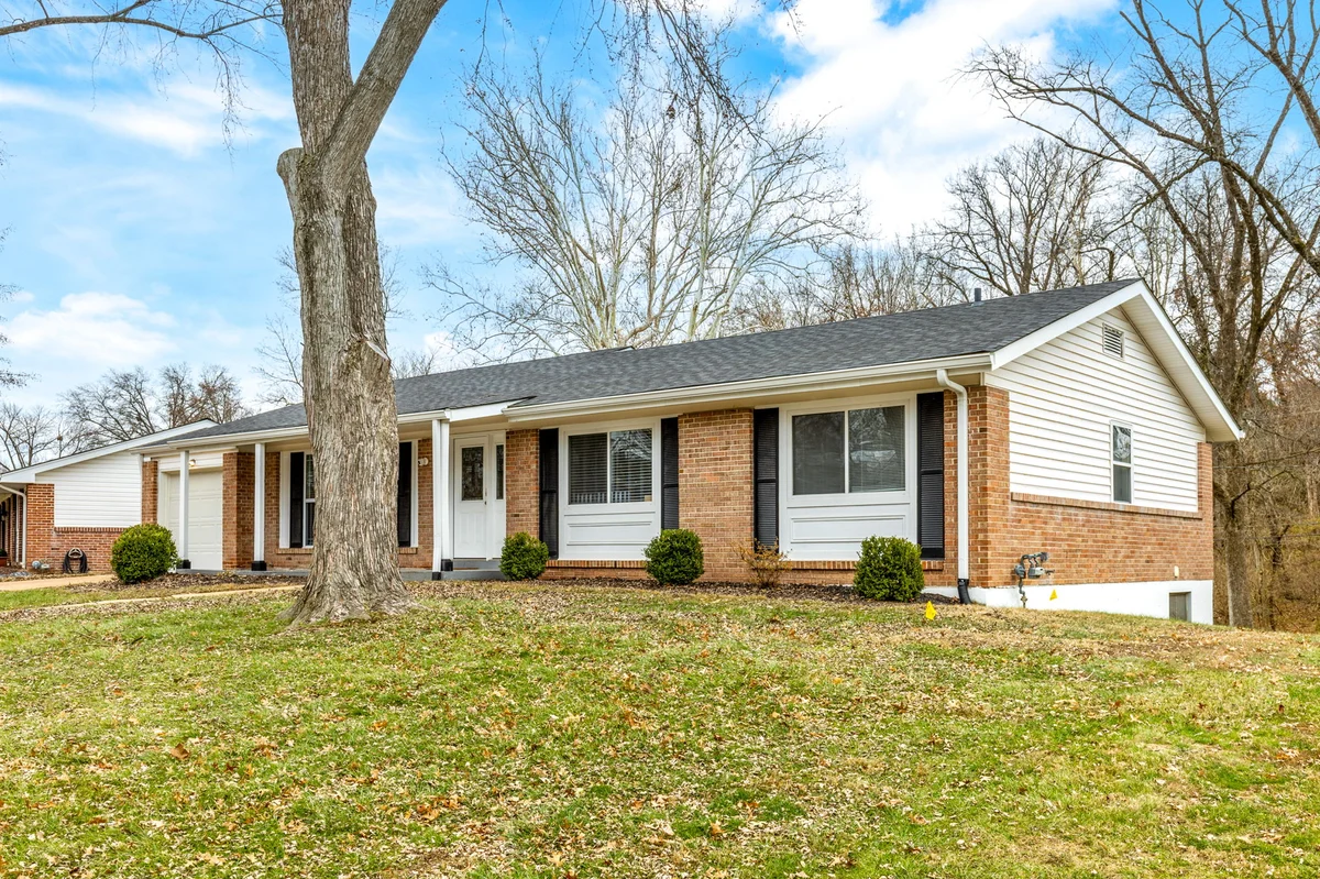 12816 Bellerive Estates Dr property photo 3