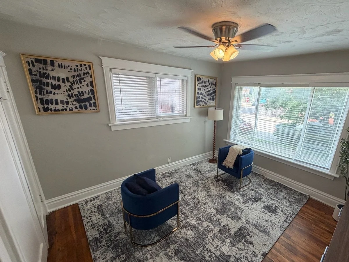 4207 Swan 1E, The Grove property photo 4