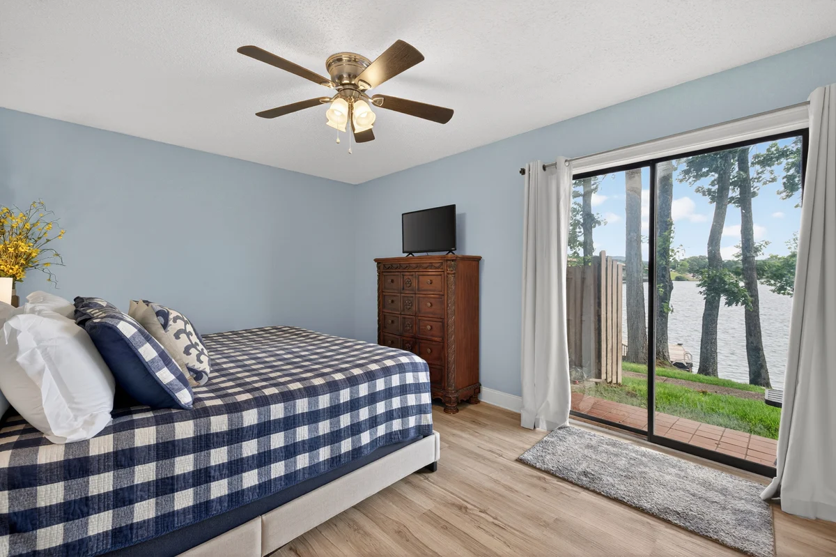 1319 Airport Rd, Unit 2F property photo 4