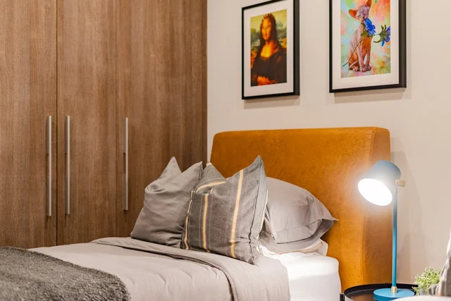 Bedroom 1 image 1